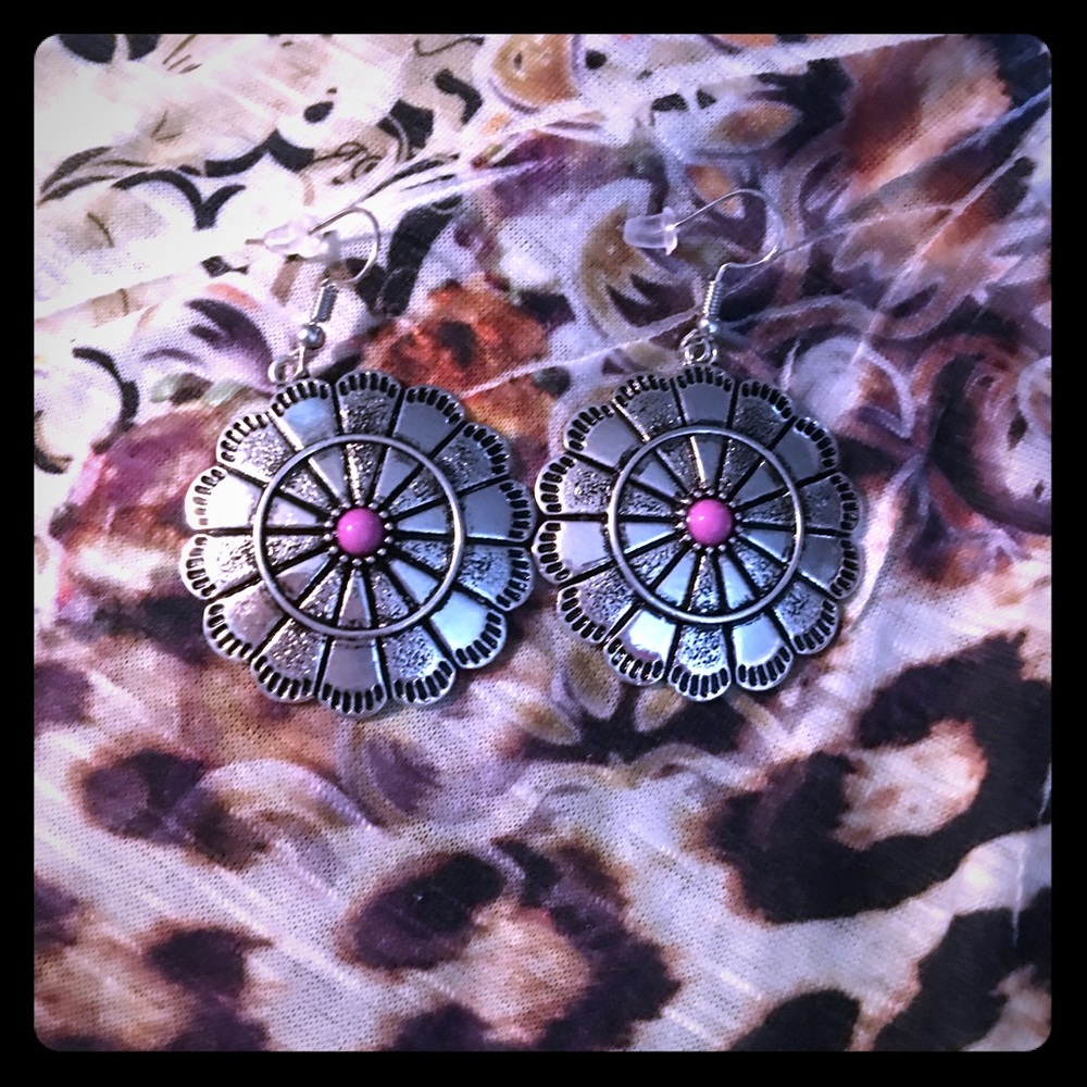 🌵🦎Paparazzi Southwest design earrings 🌵🦎